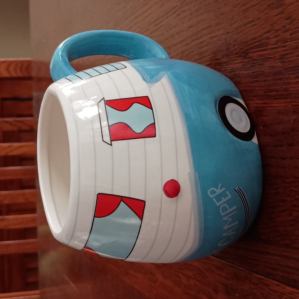 Bass Pro Shops Happy Camper Ceramic Mug  b825